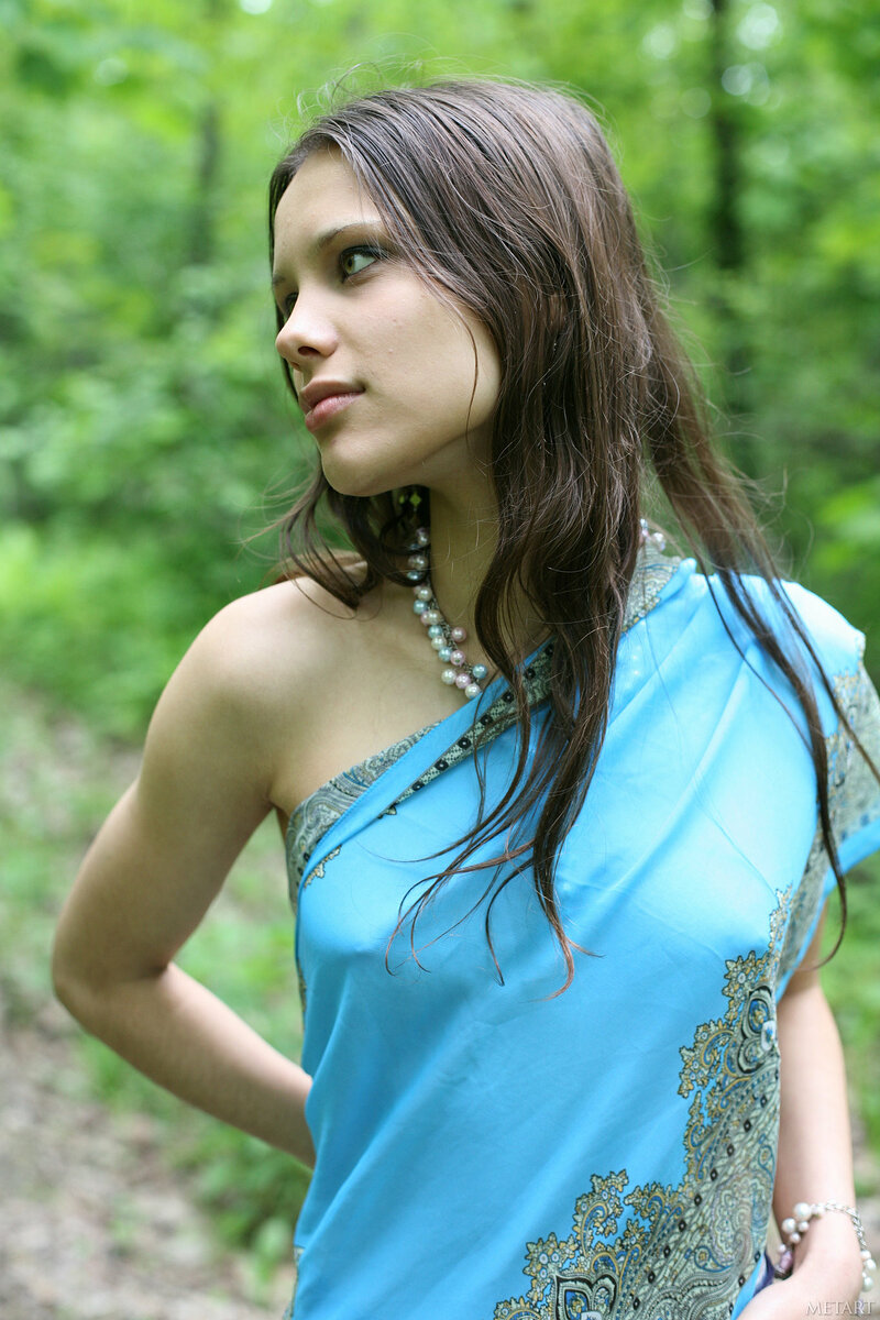 Алла, 34